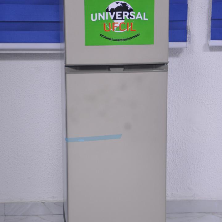 UFCIL Dual-Charge Solar Fridge – 40H Cooling with Battery & Panel